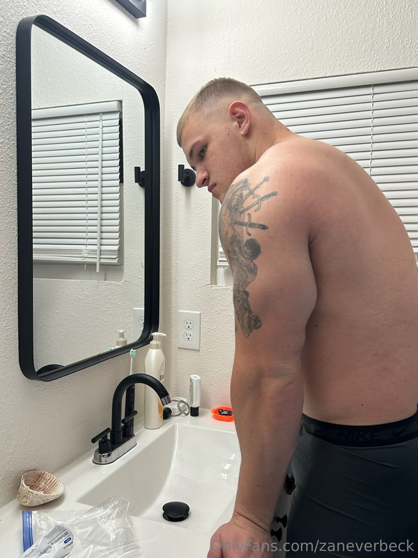 63 Bodybuilder Zane Verbeck zaneverbeck onlyfans leaked