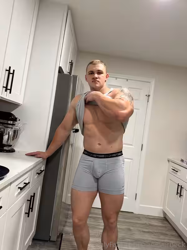 64 Bodybuilder Zane Verbeck zaneverbeck onlyfans leaked