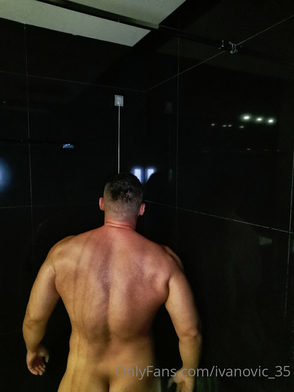 71 Serbian daddy Vladimir Ivanović   vladimir_35 onlyfans leaked