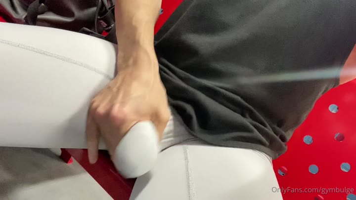 74 sexy hunk Wiccan gymbulge gym.bulge OnlyFans porn