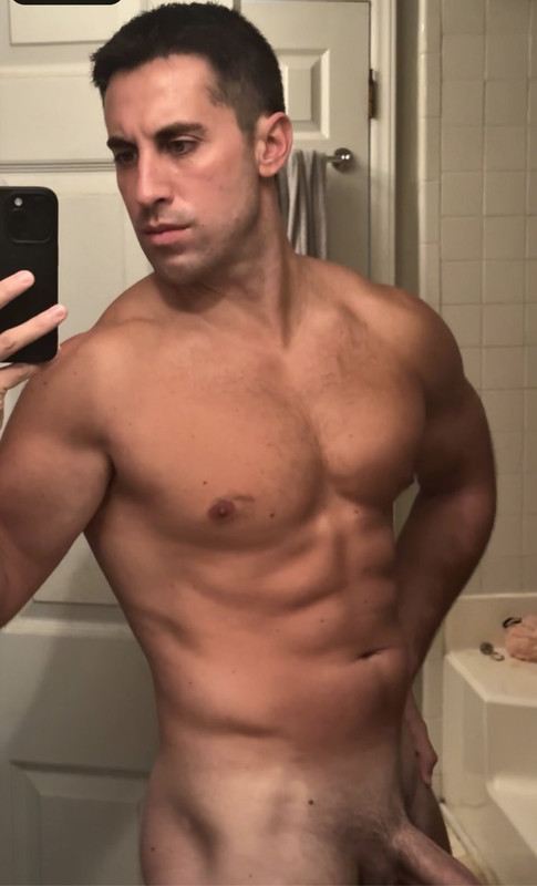 88 Bisexual Bodybuilder Peter Excalibur peterexcalibur Onlyfans leaked