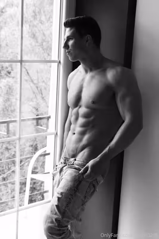 907 Czech hunk Niko Vangelis nikovangelis onlyfans porn