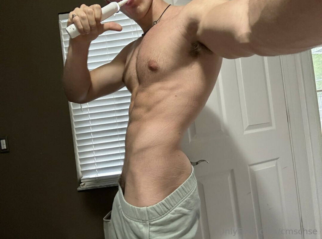 93 GAY MUSCLE FAGGOT CUMSLUT WHORE Chase Stobbe cmschse Onlyfans porn LEAKED