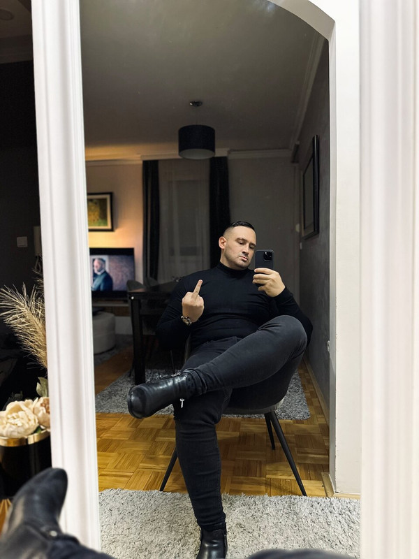 99 Serbian daddy Vladimir Ivanović   vladimir_35 onlyfans leaked