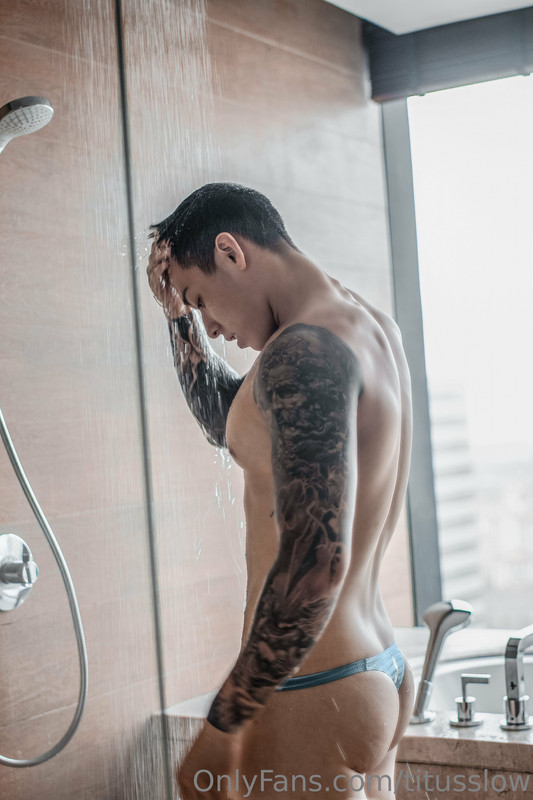 161 Singaporean hottie Titus Low