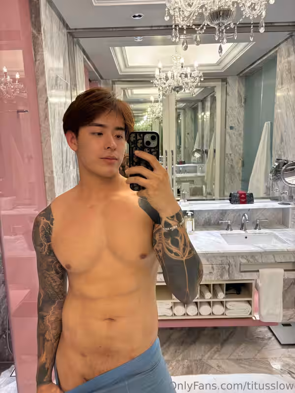 215 Singaporean hottie Titus Low