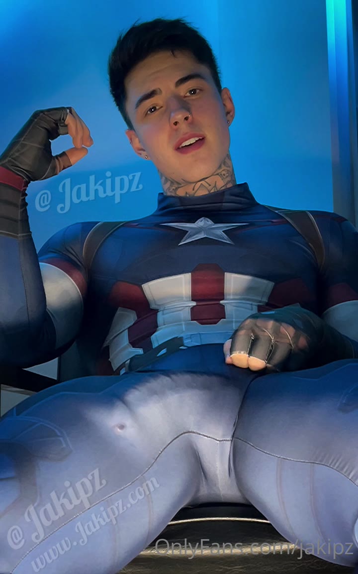 228 TikTok muscle CumSlut Jakipz ONLYFANS