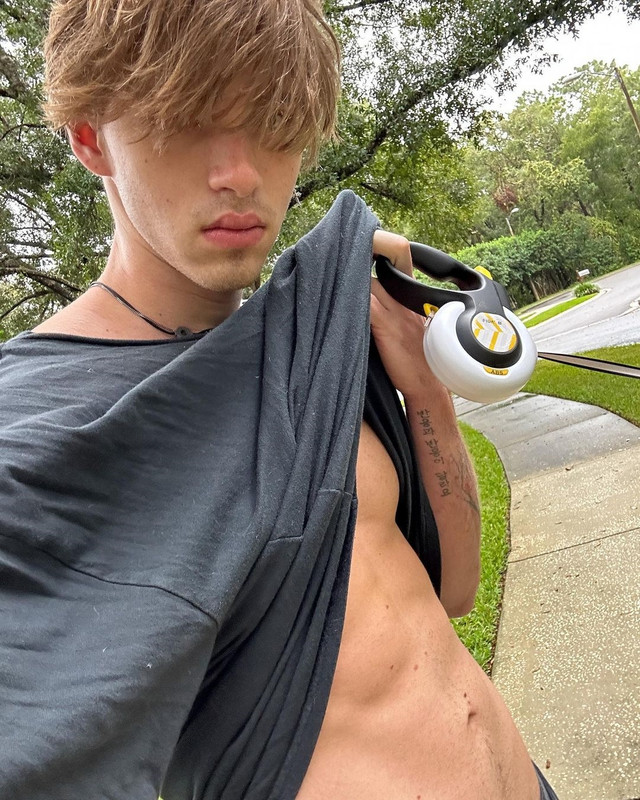 324 GAY MUSCLE FAGGOT CUMSLUT WHORE Chase Stobbe cmschse Onlyfans porn LEAKED
