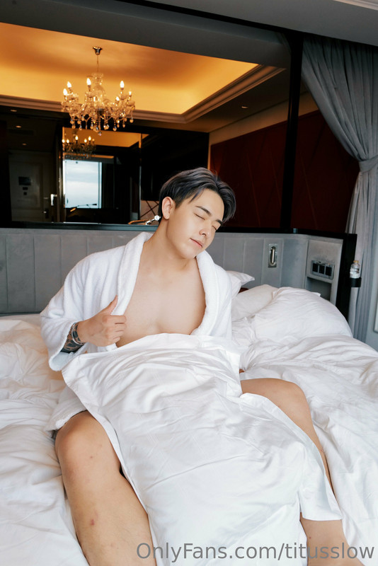 36 Singaporean hottie Titus Low