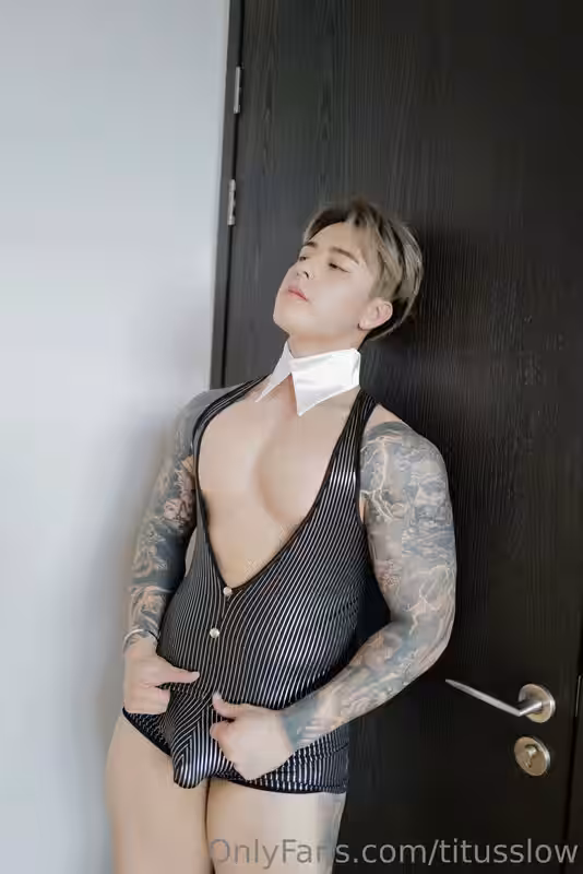 62 Singaporean hottie Titus Low