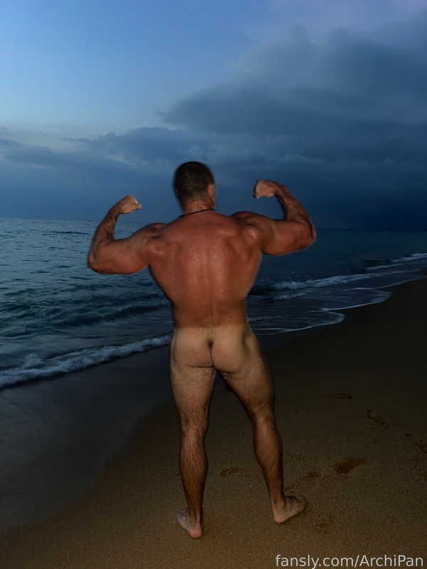 158 Sexy Muscle Russian Bodybuilder ArchiPan Onlyfans