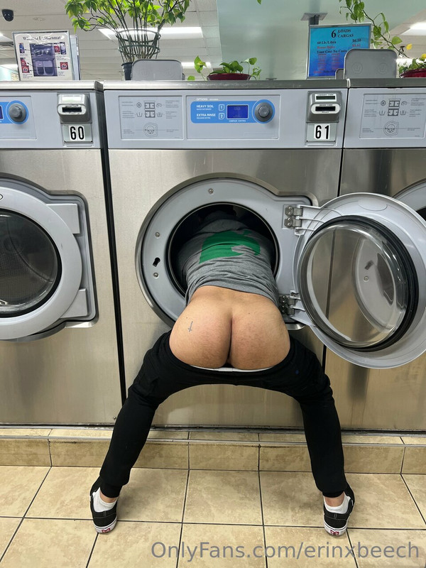 16 Romani Gypsy bottom slut Erin Beech erinxbeech onlyfans