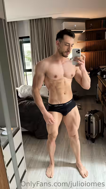 164 Brazilian hunk Júlio Iomes julioiomes peterpec onlyfans porn