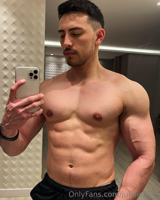 207 Brazilian hunk JΓΊlio Iomes julioiomes peterpec onlyfans porn