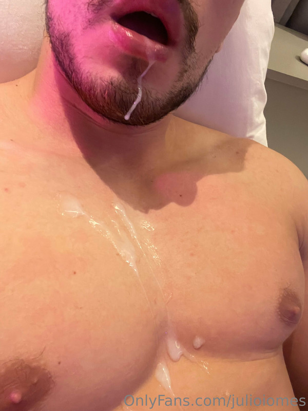 268 Brazilian hunk Júlio Iomes julioiomes peterpec onlyfans porn