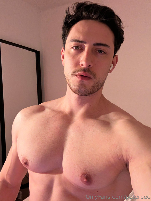 282 Brazilian hunk Júlio Iomes julioiomes peterpec onlyfans porn