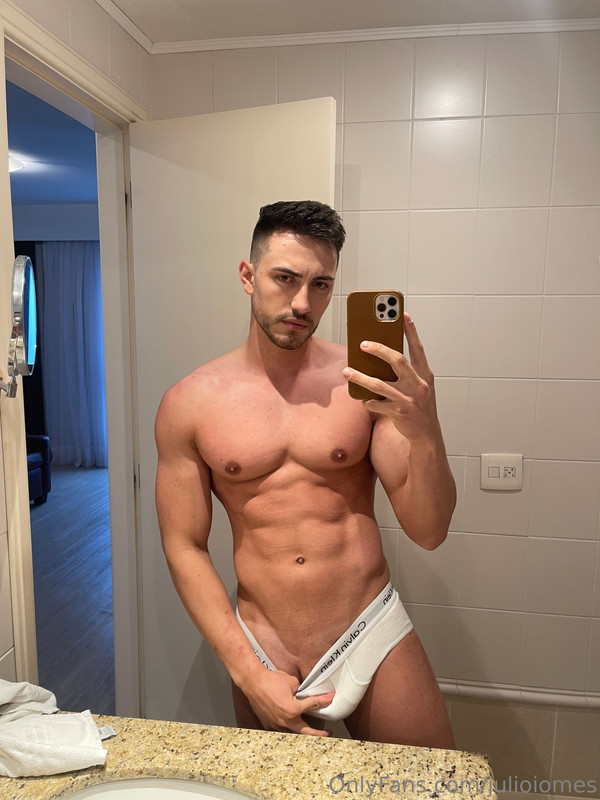 328 Brazilian hunk Júlio Iomes julioiomes peterpec onlyfans porn
