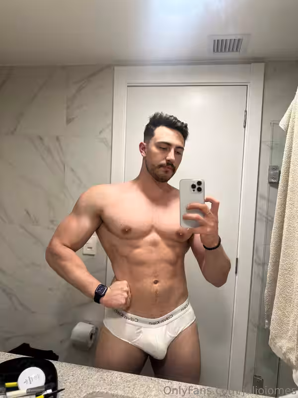 336 Brazilian hunk Júlio Iomes julioiomes peterpec onlyfans porn