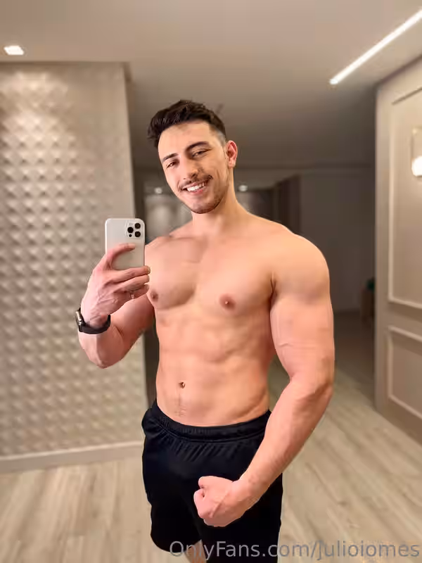 357 Brazilian hunk Júlio Iomes julioiomes peterpec onlyfans porn