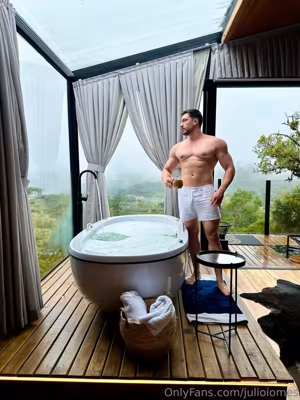 442 Brazilian hunk Júlio Iomes julioiomes peterpec onlyfans porn