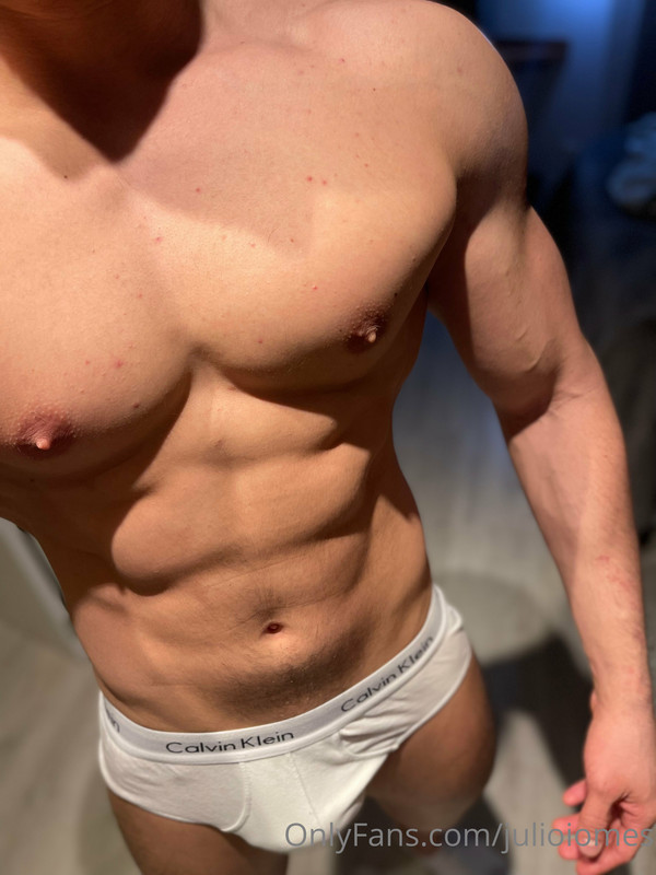 459 Brazilian hunk Júlio Iomes julioiomes peterpec onlyfans porn