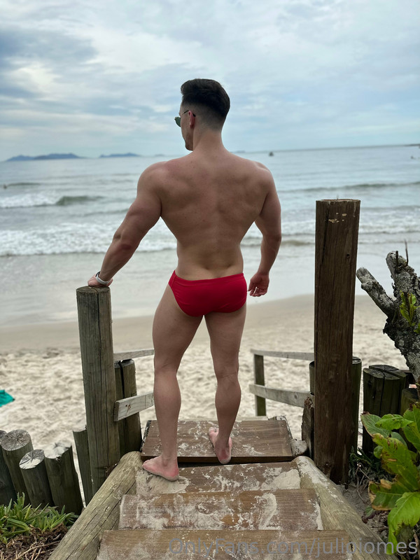 472 Brazilian hunk Júlio Iomes julioiomes peterpec onlyfans porn