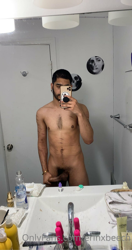 57 Romani Gypsy bottom slut Erin Beech erinxbeech onlyfans