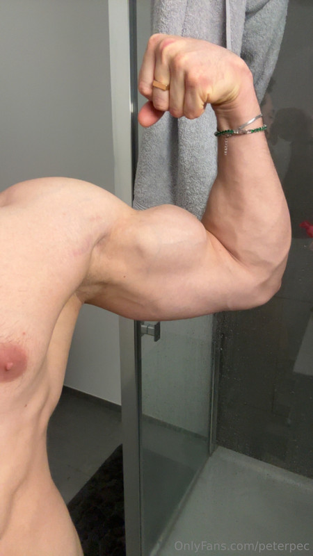 79 Brazilian hunk Júlio Iomes julioiomes peterpec onlyfans porn