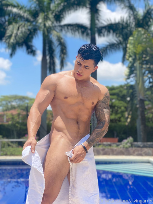 hunky precioso alvingarret Nude porn