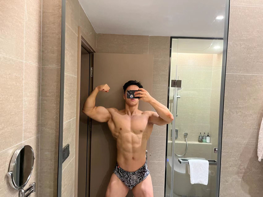 韩郅鹏 色情 韩郅鹏 Naked VIDFULL