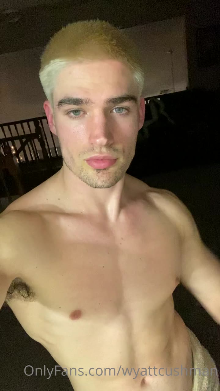 model Wyatt Cushman nsfw Epic