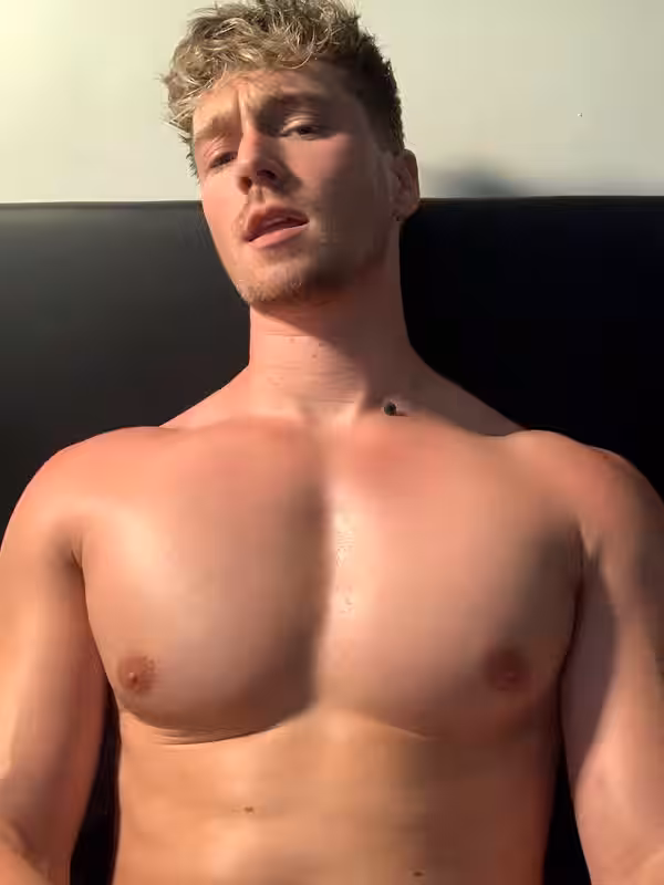 slutty babe owenrobert Owen Robert   fullvideo