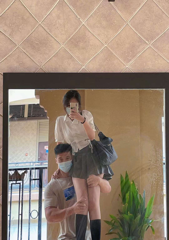 naughty hunk 韩郅鹏 abs  Vid Epic