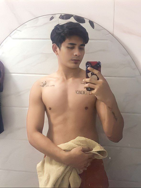 104 Pinoy filipino hunk leaked
1