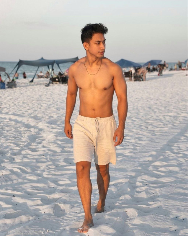 211 Pinoy filipino hunk leaked
0