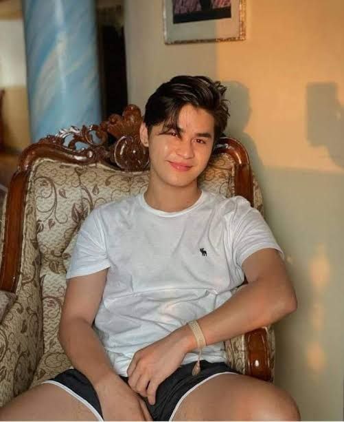 221 Pinoy filipino hunk leaked
0