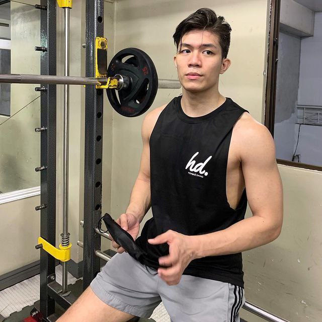 240 Pinoy filipino hunk leaked
5