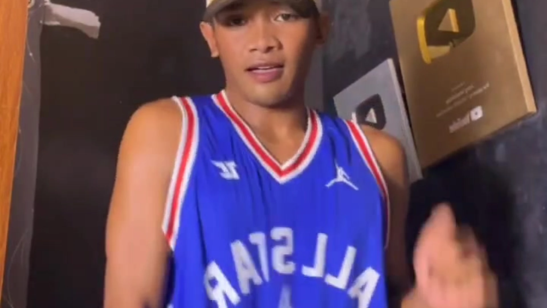 381 Pinoy filipino hunk leaked