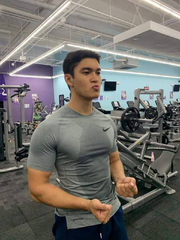 45 Pinoy filipino hunk leaked
0
