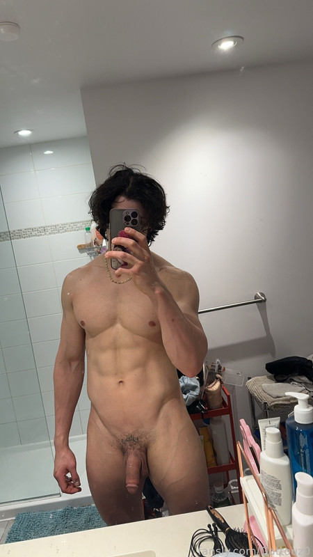 eboy playing with his cock golden shower Youssef khelil masturbating
0