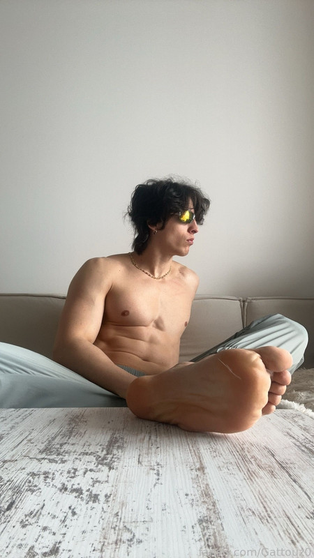 Exposed eboy golden shower Gattouz0 Leaked Onlyfans
18