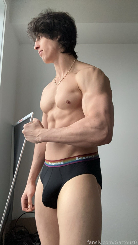 Exposed urinophilia Gattouz0 onlyfans
2
