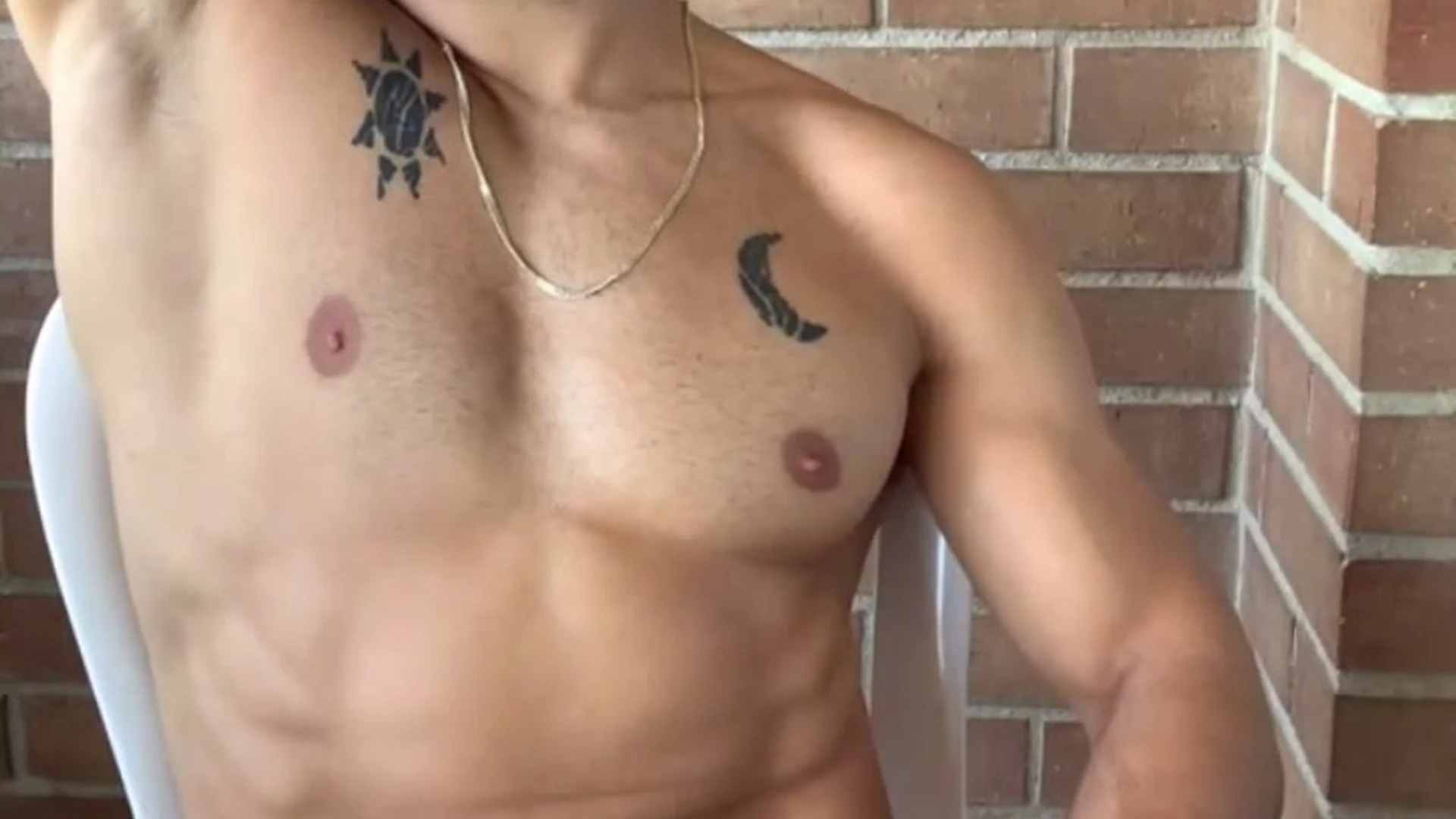 luchador nudo Zaurbek Dryaev Nude OF
0