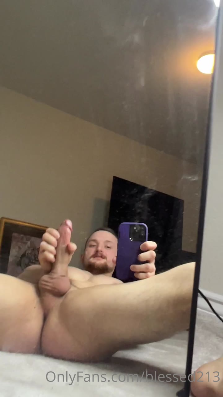 bisexual blessed213 nudes free
0