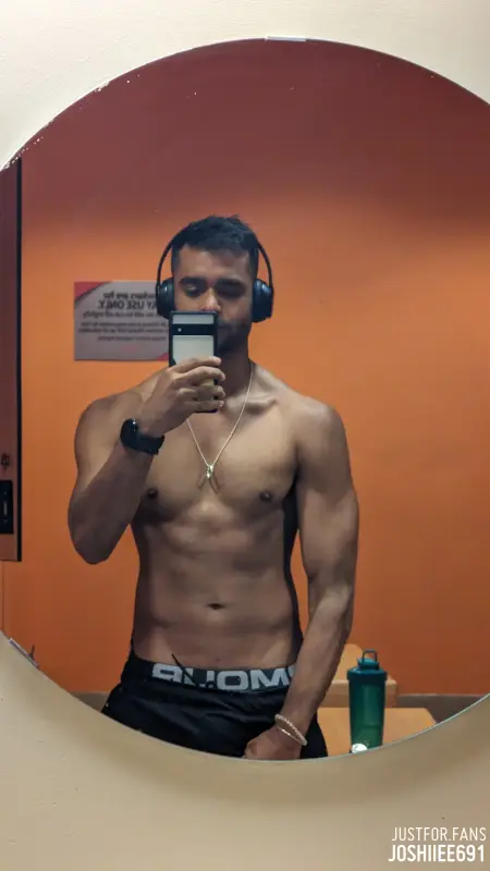 cumslut JERKING OFF  jff Joshiiee691 nude
1