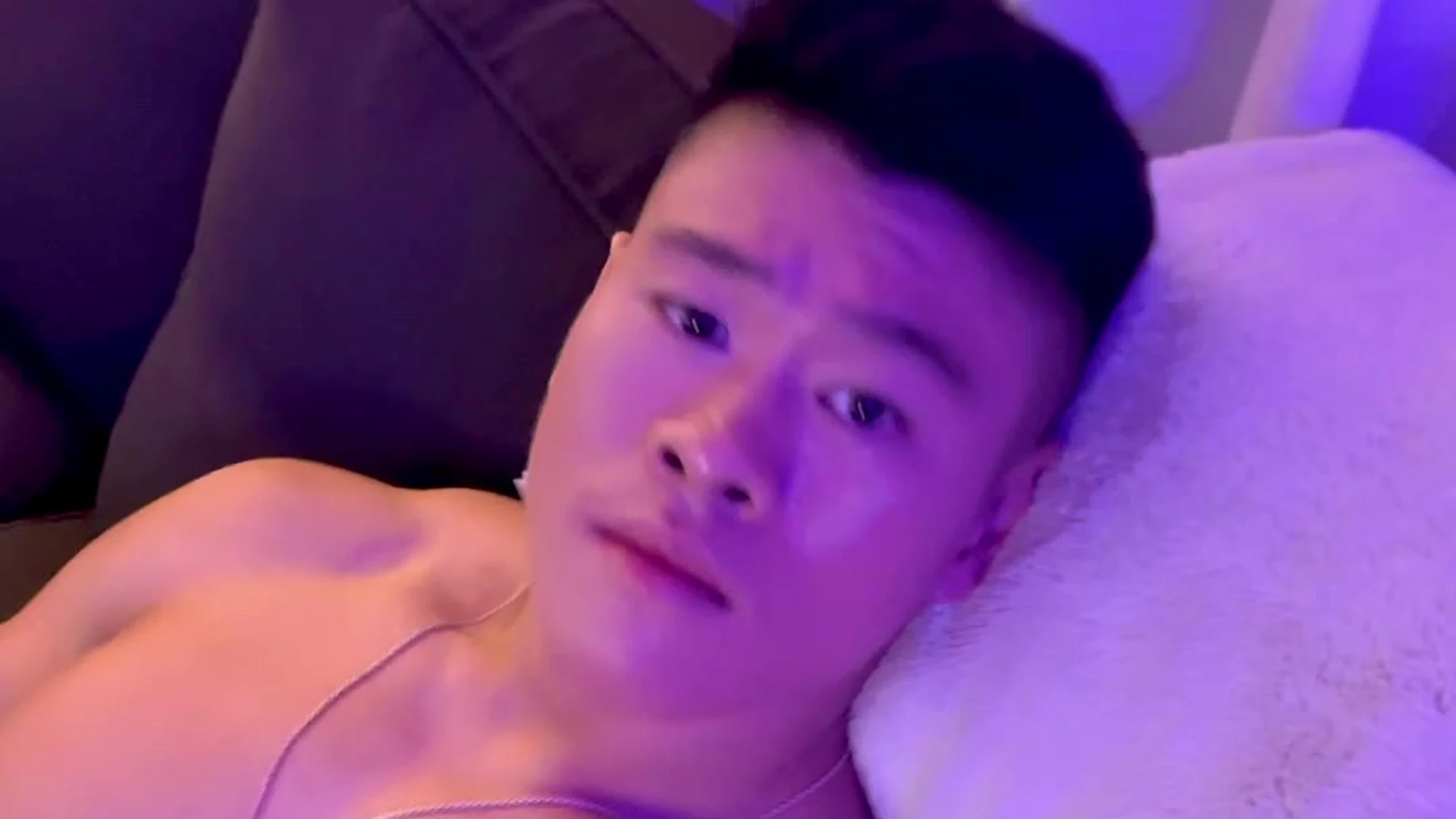 Epic bitch boy holymolydamien xdamienloux nude ass Vid
0