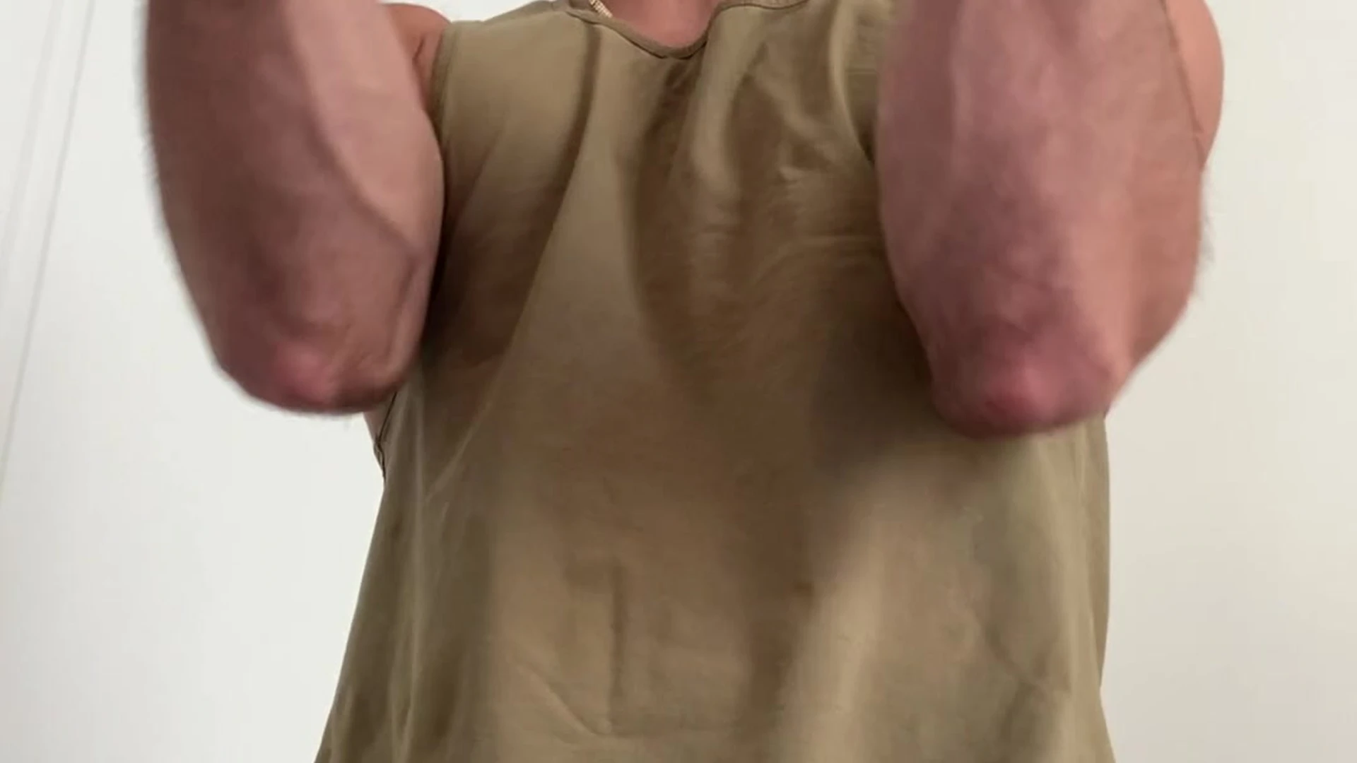 MEXICAN JERKING OFF  big dick hungadonis
0