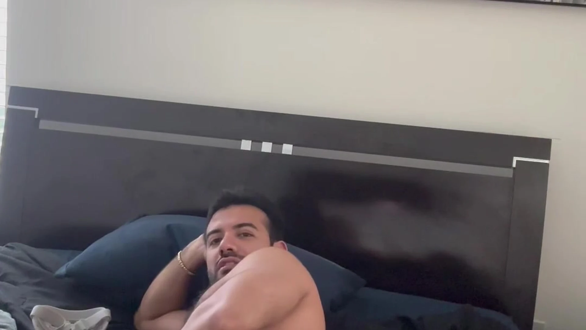 Sensational big cock Diego Leon Leaked Onlyfans
0