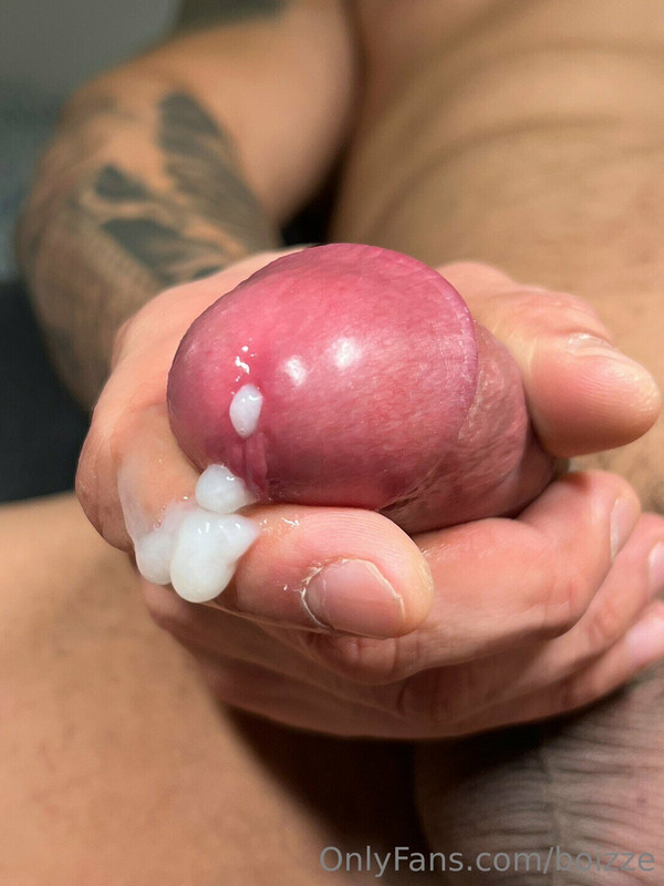bitch boizze_boiz Thaksakon Pomyukol   Exposed
1