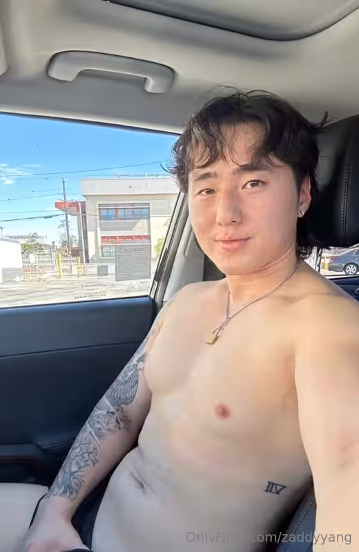 Exposed muscle Zaddy Yang zaddyyang free onlyfans Vid
0